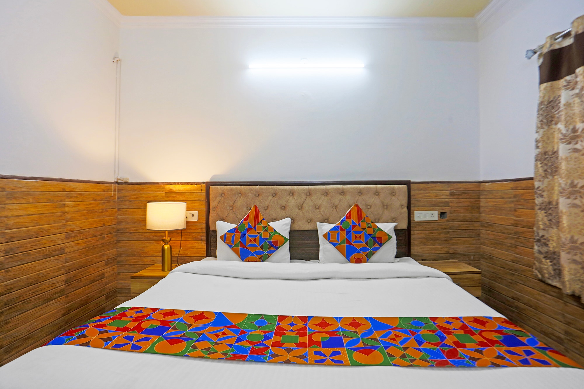 FabHotel Vasant Villa - Tap to explore photos