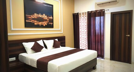 Yashoda Palace Room Type - Deluxe King Bed Room with Garden View