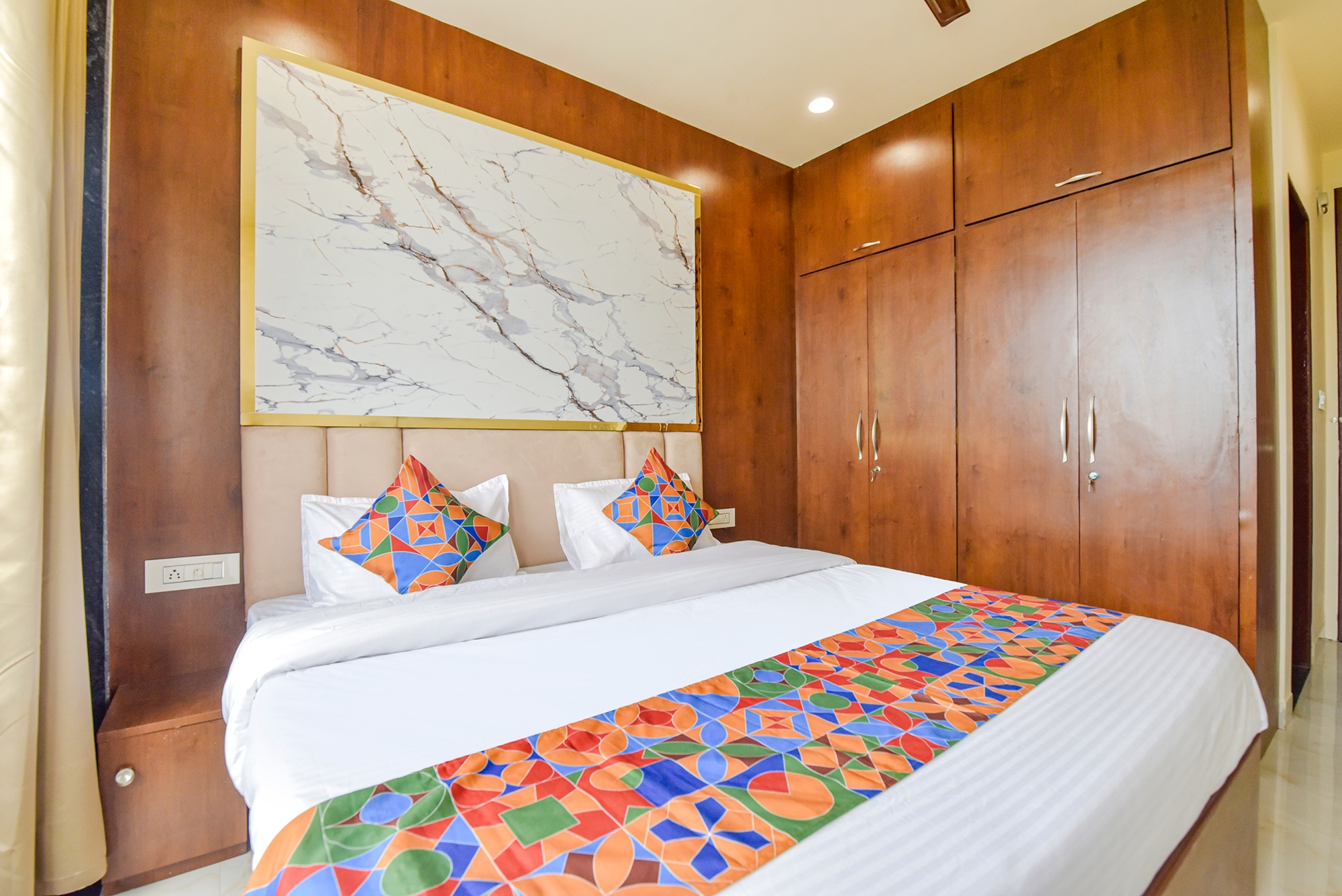 FabHotel Blooming Beds Pearl - Tap to explore photos
