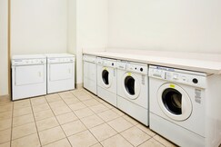 Photos of ${hotel_name}