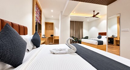 Daksh The Royal Braj Vrindavan Room Type - Family Room