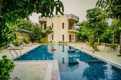 The Solarium House Entire 6 BHK with Private Pool