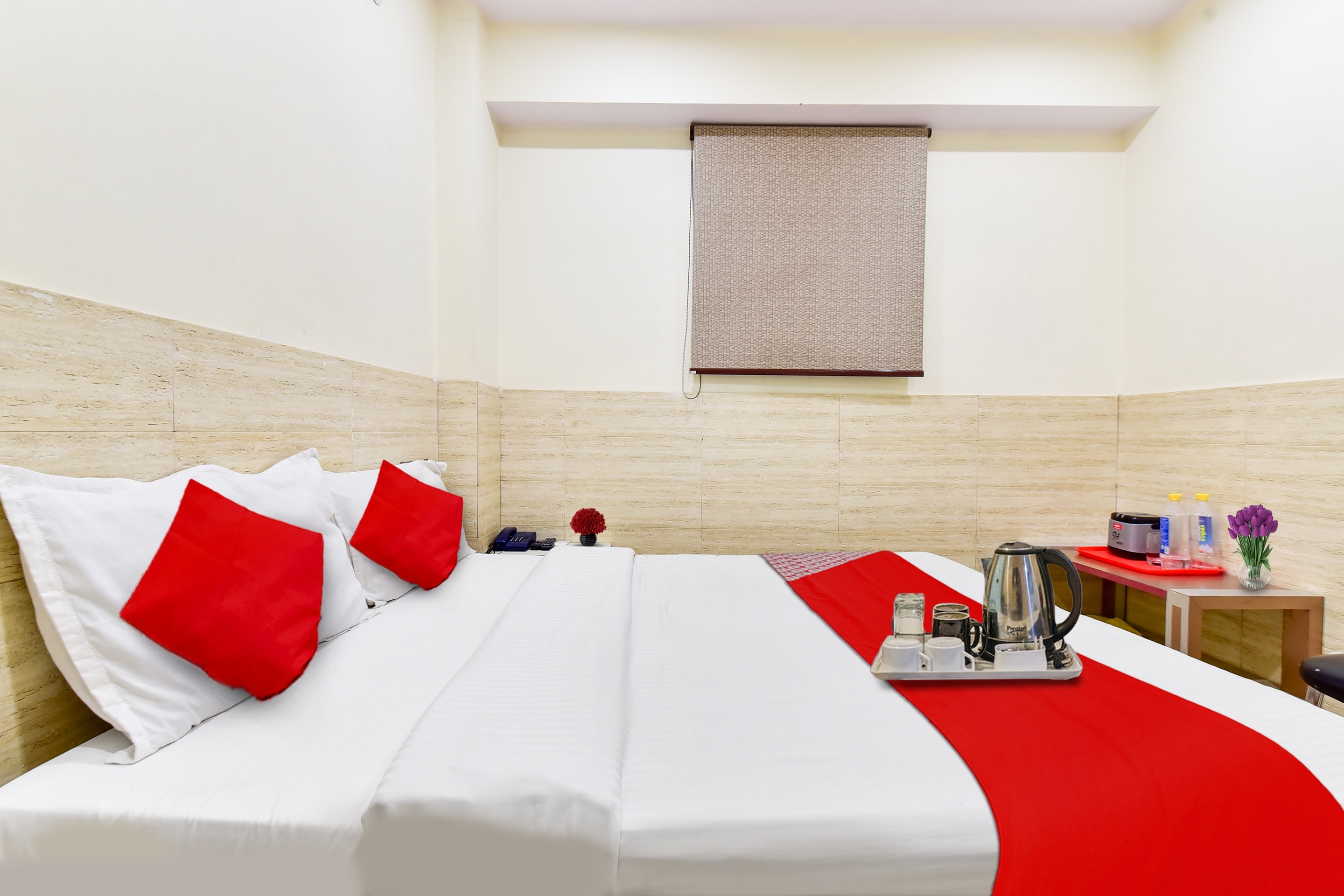 Super Hotel O Tourist Residency - Tap to explore photos