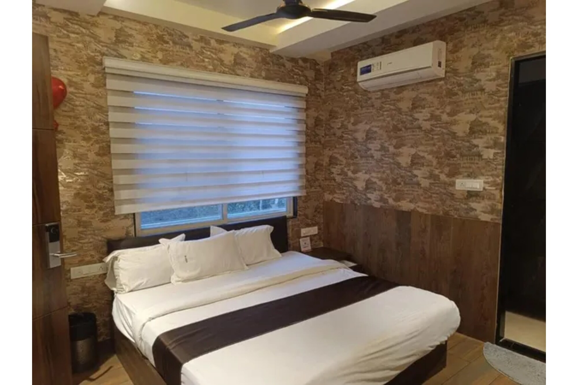 FabHotel Rudraksh Inn - Tap to explore photos