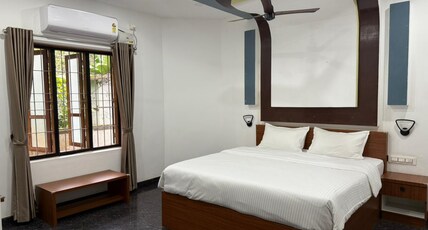 Chithira House Tranquil Holiday Home Room Type - Kings room