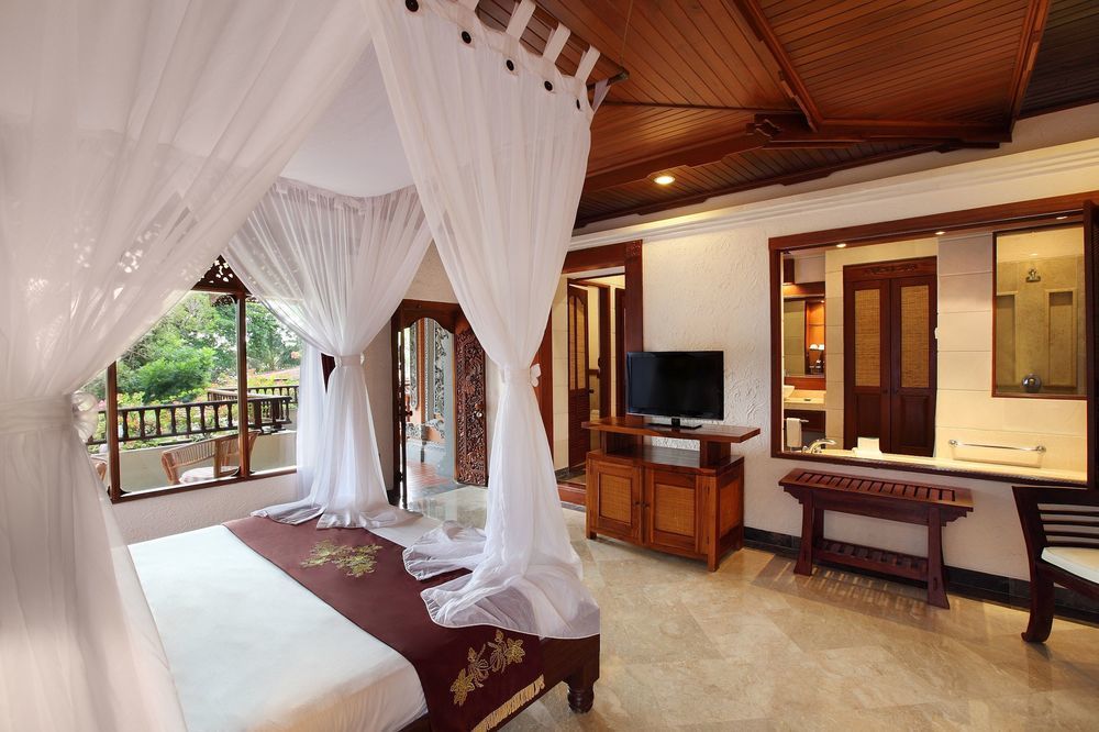 Bali Tropic Resort & Spa - Tap to explore photos