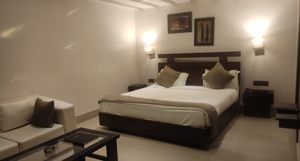 Hotel Nagaon Point Room Type - Suite Room