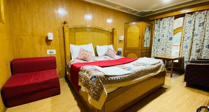 Paradise Hotel Main Market Room Type - Super Deluxe Room