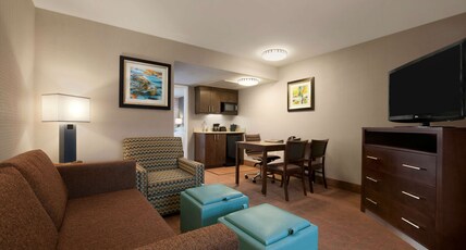 Embassy Suites Corpus Christi Room Type - 1 KING PREMIUM STE NOSMOK