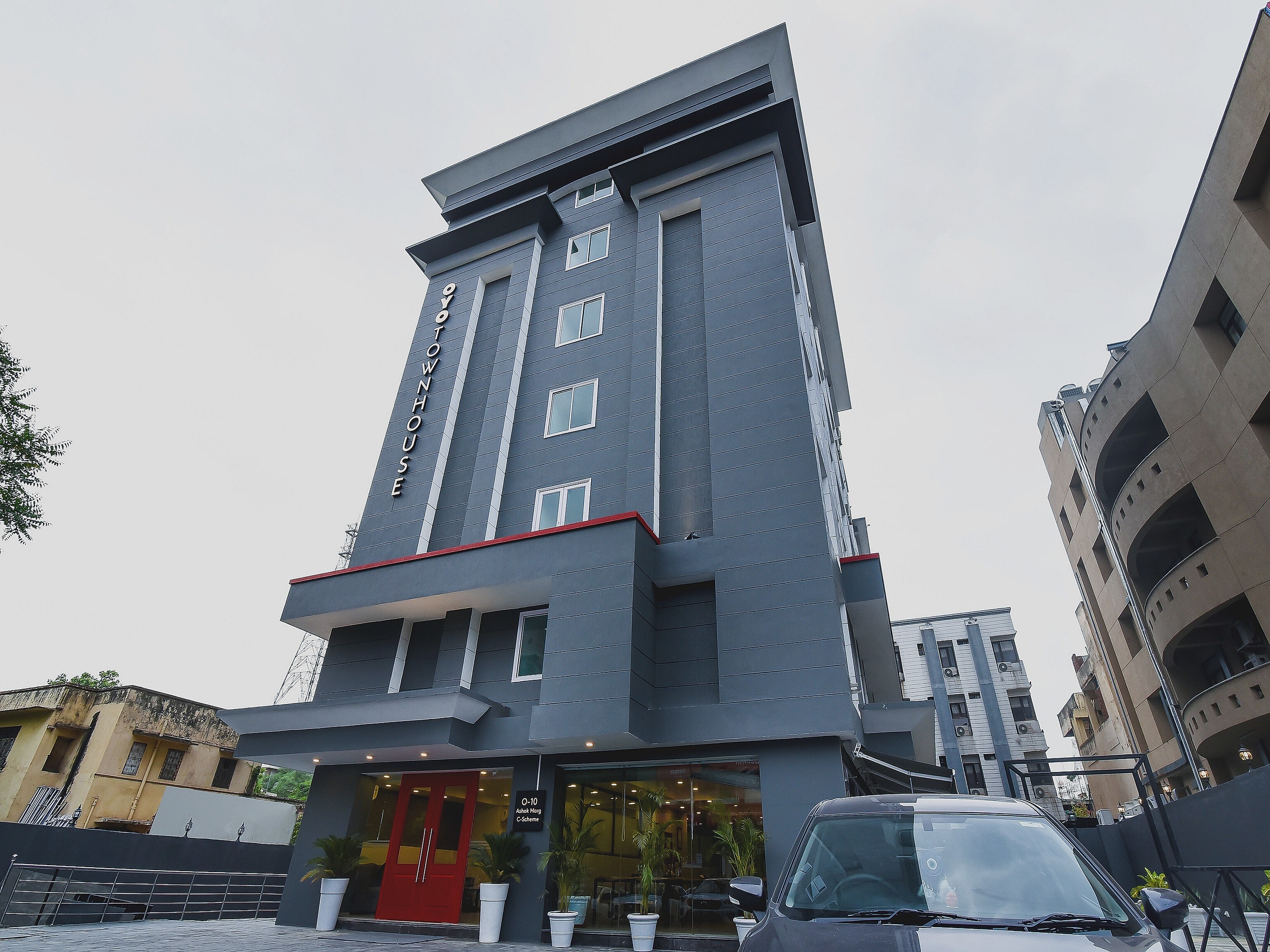 Townhouse C Scheme Ahinsa Circle - Tap to explore photos