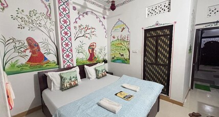 The Royal Lake View Villa Room Type - Superior On Second Floor Room