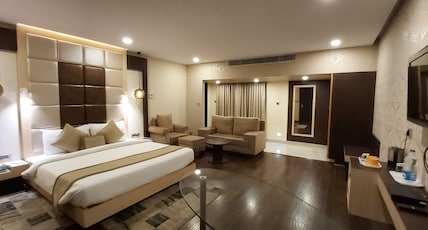Hotel Nataraj Room Type - Club Room with Work Desk Hotel Nataraj Room Type - Club Room with Work Desk