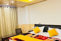 Hotel galaxy inn manali