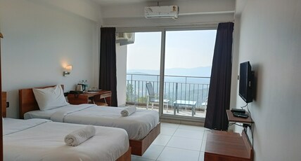The Cliff Edge Coorg Room Type - Second Floor Twin Room