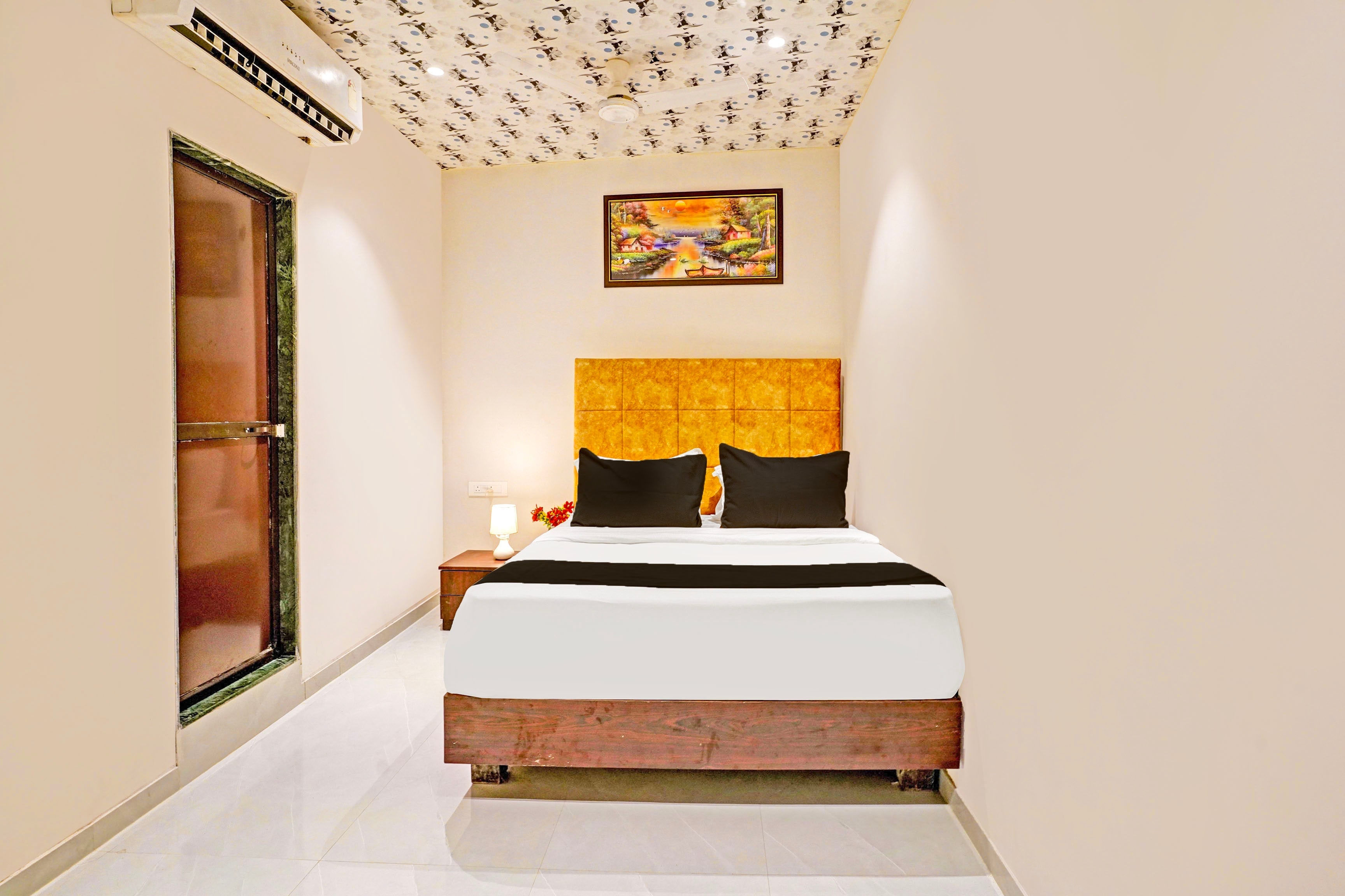 HOTEL O NK RESIDENCY - Tap to explore photos