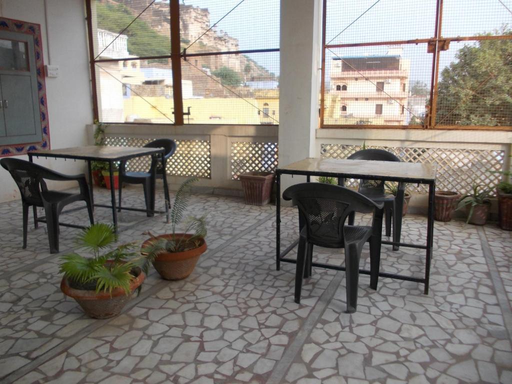 Rajmahal Bed & Breakfast - Tap to explore photos