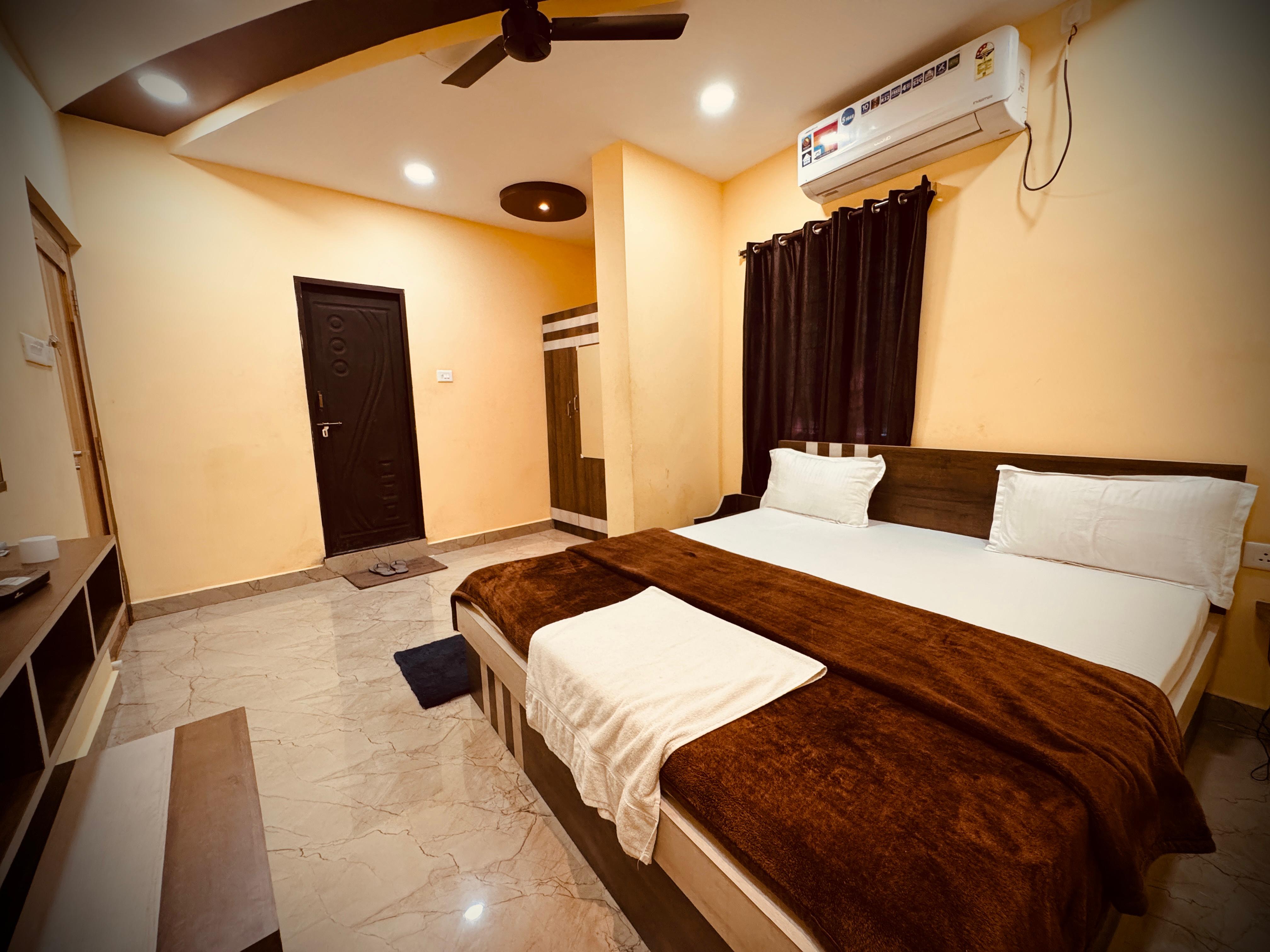 HOTEL JK RESIDENCY - Tap to explore photos