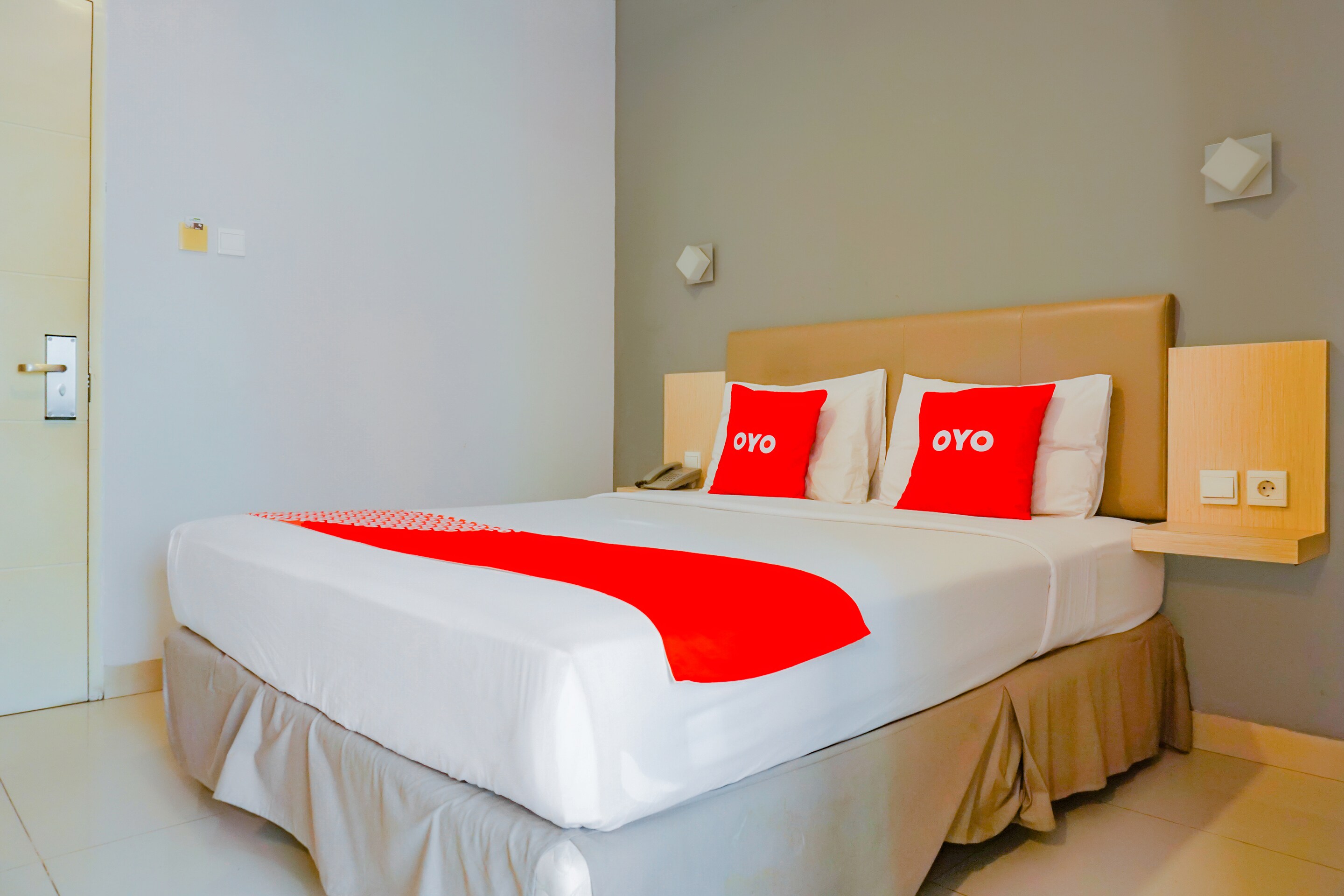 Collection O Hotel Antara - Tap to explore photos