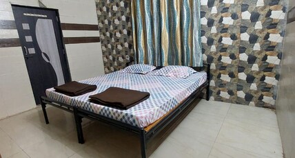 Supriya Villa Room Type - Deluxe Room Non - AC