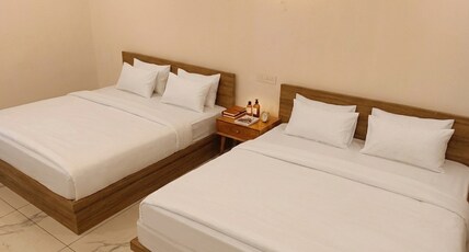 Daulatgarh Resort Room Type - Family Room with 2 King Bed