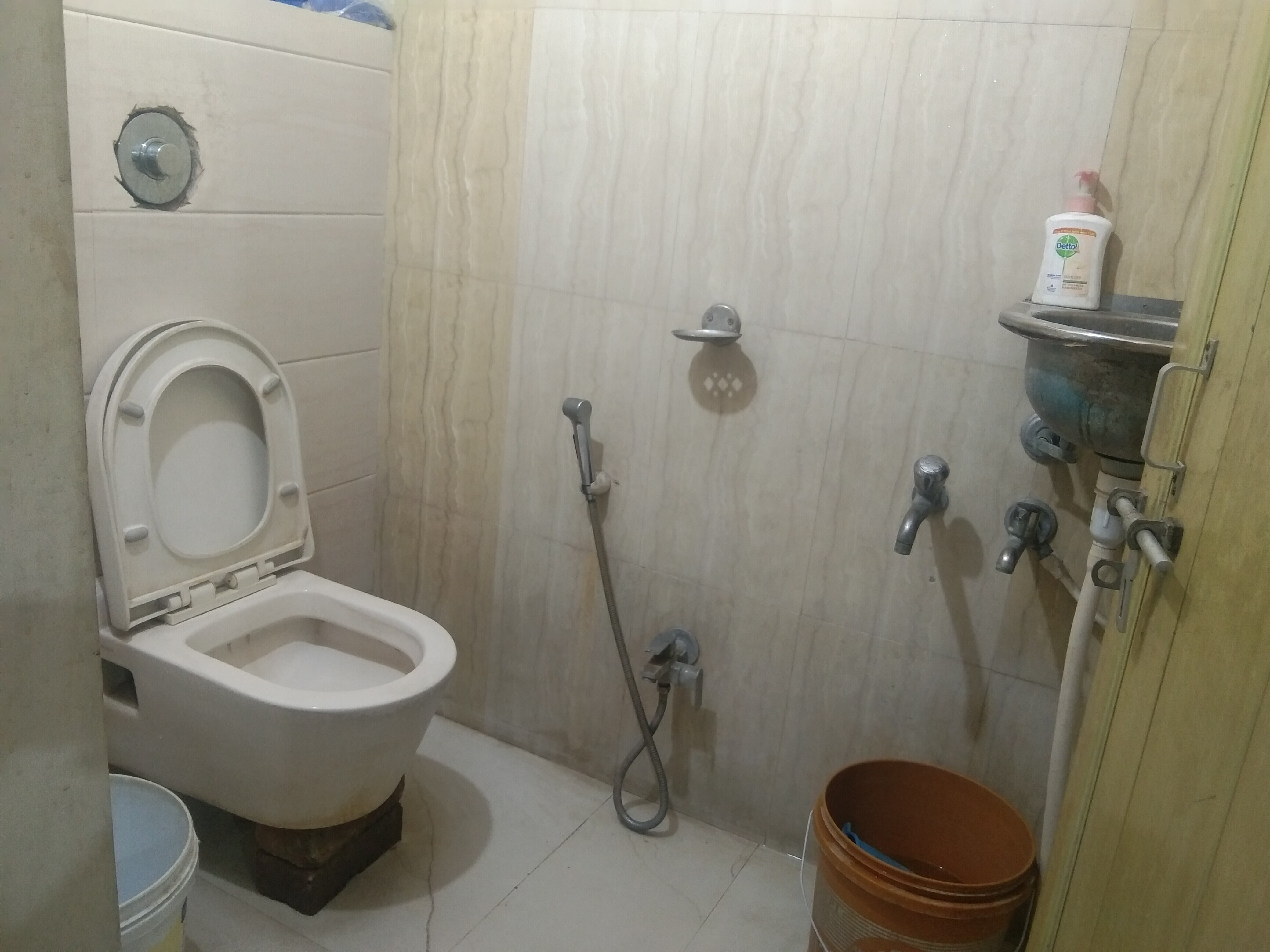 Best Guest House Varanasi Anil - Tap to explore photos