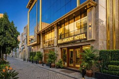 Bellamount Hotel Near Delhi Airport