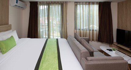 iCheck inn Darisa Patong Room Type - Superior Suite