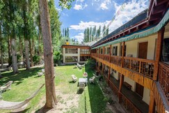 Hotel Shambhala Resort