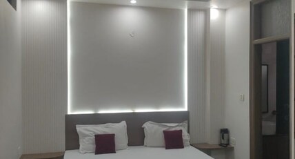 Hotel Surya Plaza Room Type - LUXURY AC