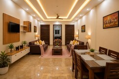 Lime Tree Palatial | Entire 2BHK Apartments @GolfCourse