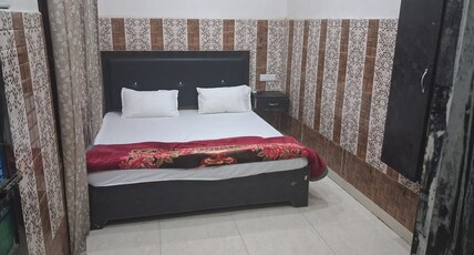 Shree kashi Vishwanath Guesthouse Room Type - Bedroom