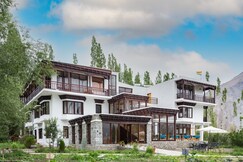 Sand Dunes Retreat