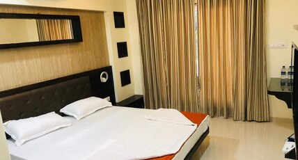 Hotel Ratnadeep Room Type - Standard Room