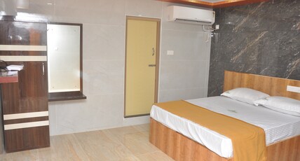 SDD GRAND Room Type - DOUBLE AC ROOM