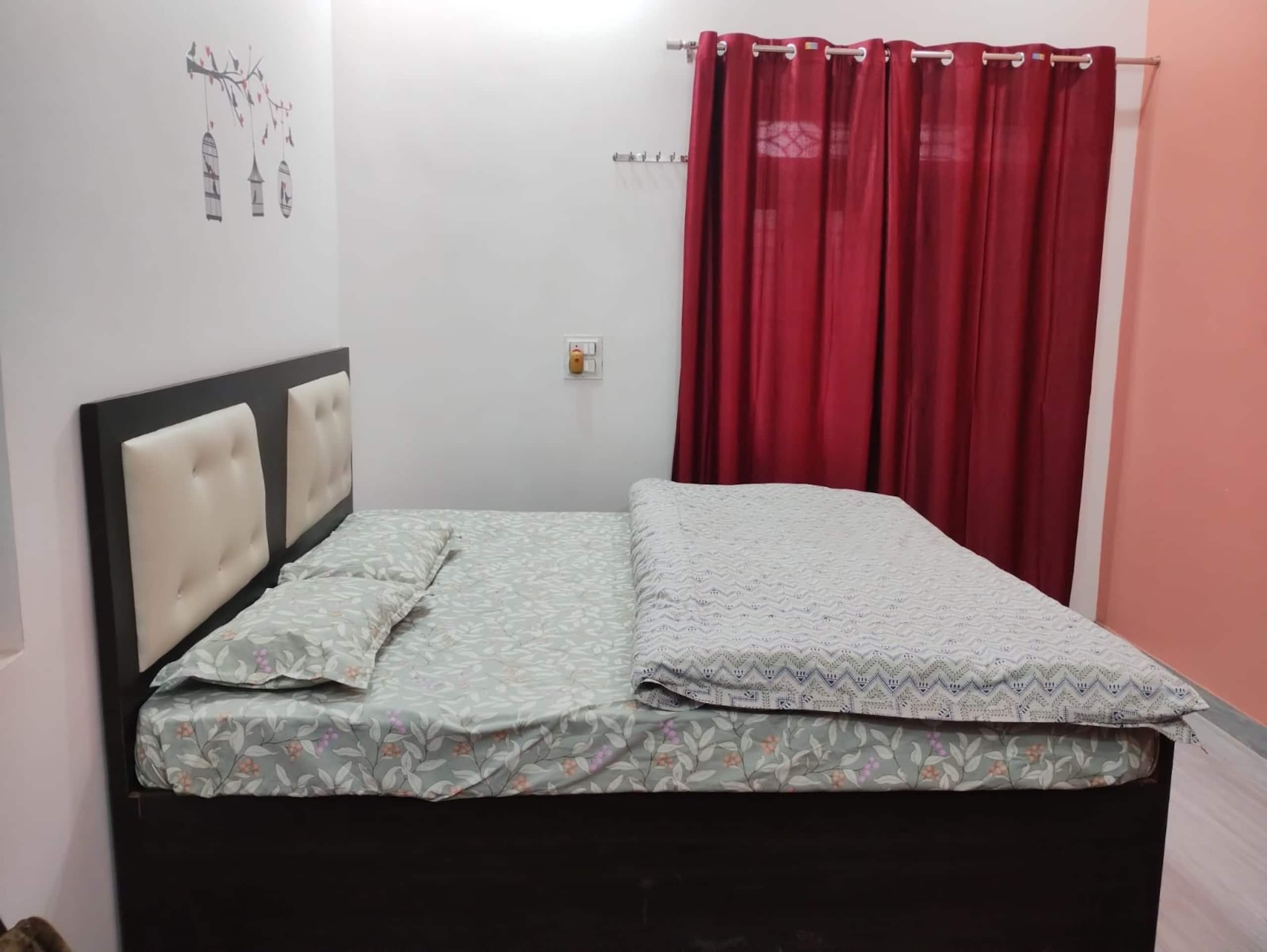 Modern Comfort Homestay Near Prayagraj Chheoki - Tap to explore photos