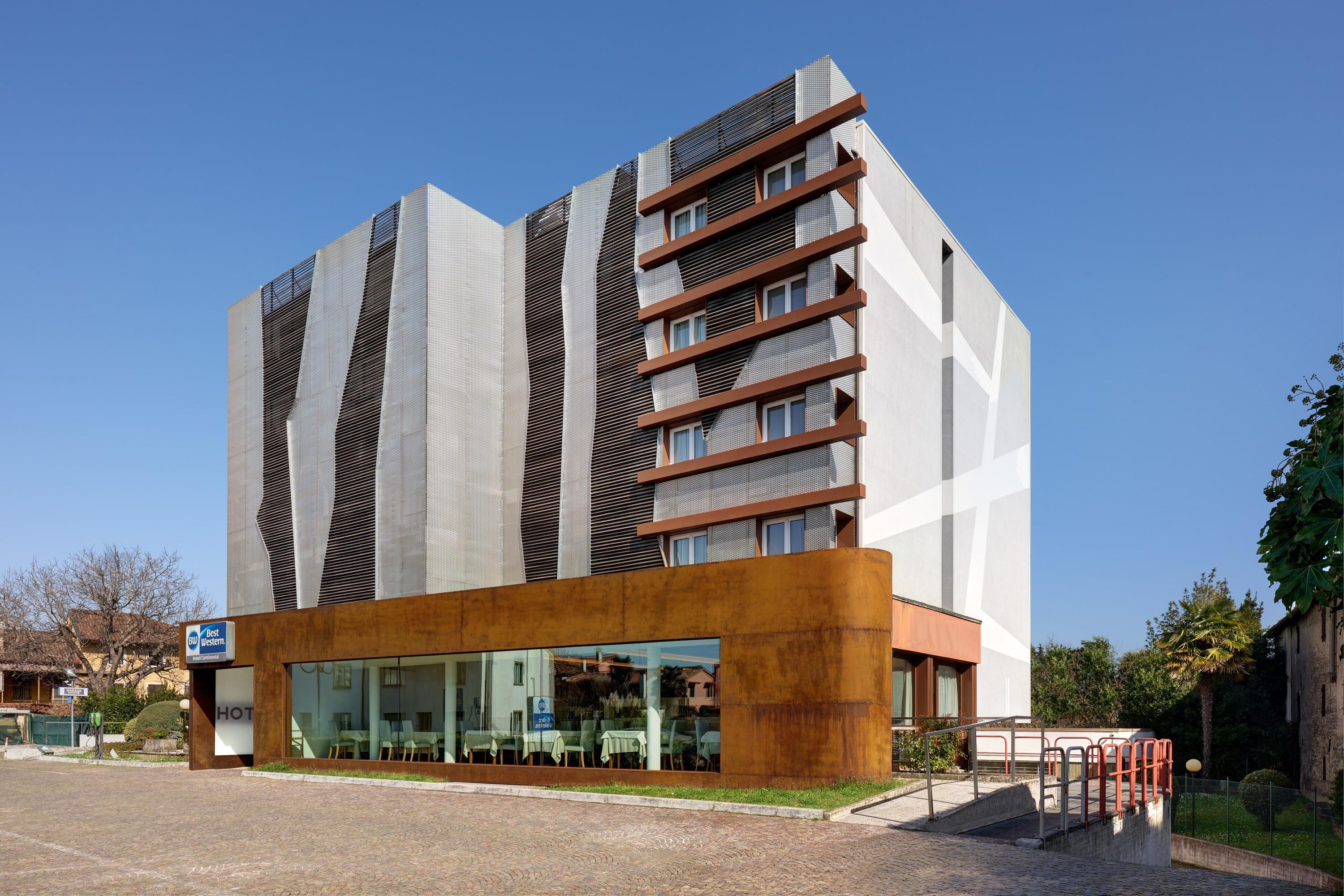 Best Western Hotel Continental - Tap to explore photos