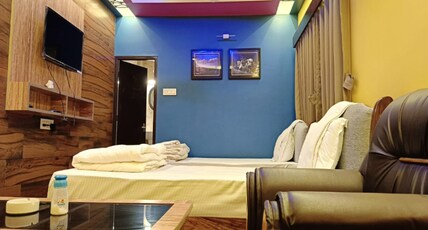 HOTEL GODAVARI Room Type - AC Super Deluxe Room