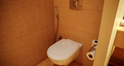 Crowne Plaza SOHAR Room Type - 1 Bedroom Suite Balcony Crowne Plaza SOHAR Room Type - 1 Bedroom Suite Balcony