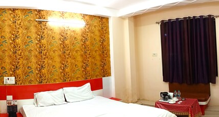 Hotel Sarala Inn Room Type - Luxury Double Bed Non-Ac Room