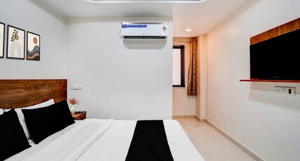 Collection O Prahlad Nagar Road Formerly Hotel Aura Inn Room Type - Deluxe Collection O Prahlad Nagar Road Formerly Hotel Aura Inn Room Type - Deluxe