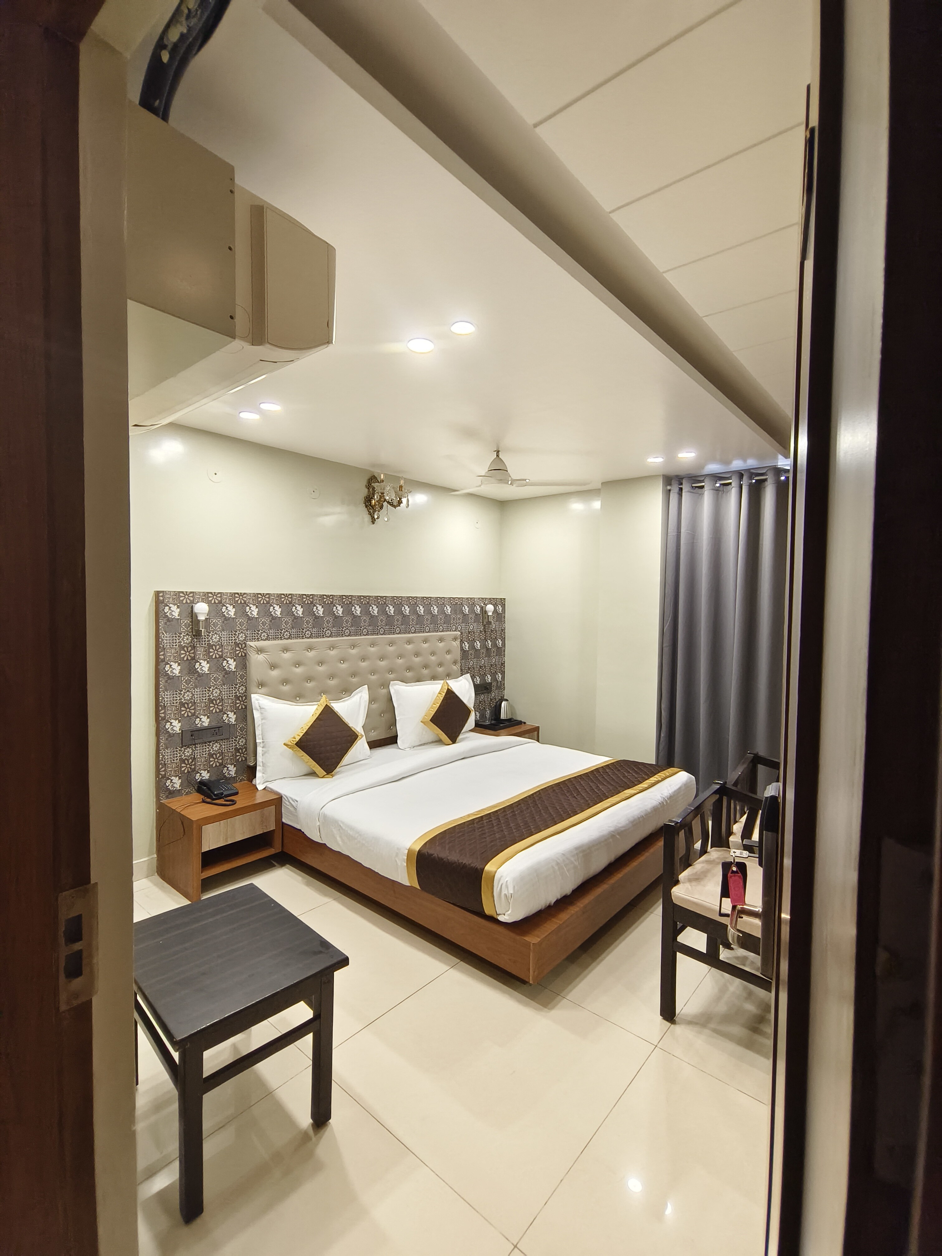Hotel Palash - Tap to explore photos