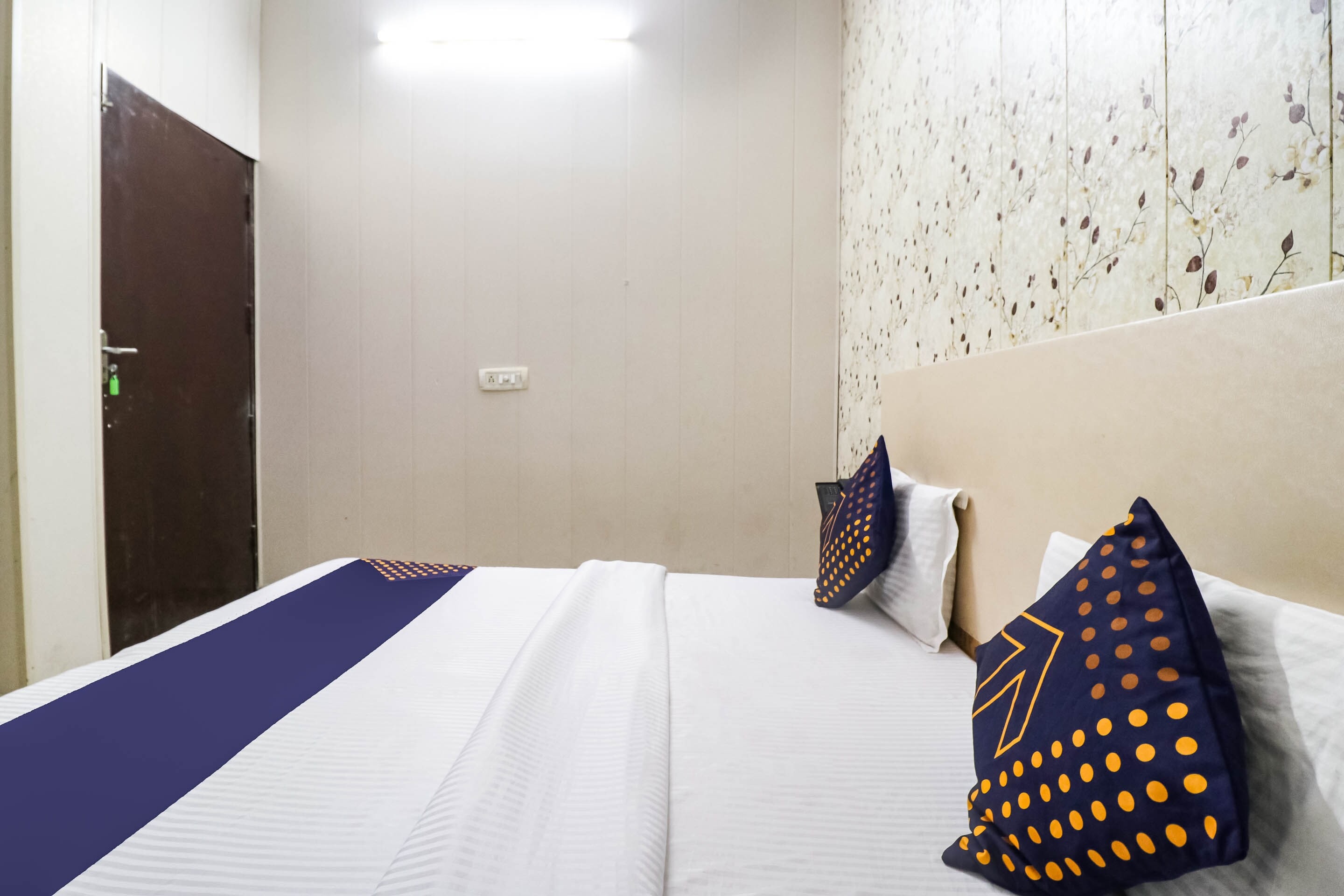 Hotel O Saffron - Tap to explore photos