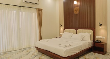 Mhomes Resort Room Type - Standard King Room 