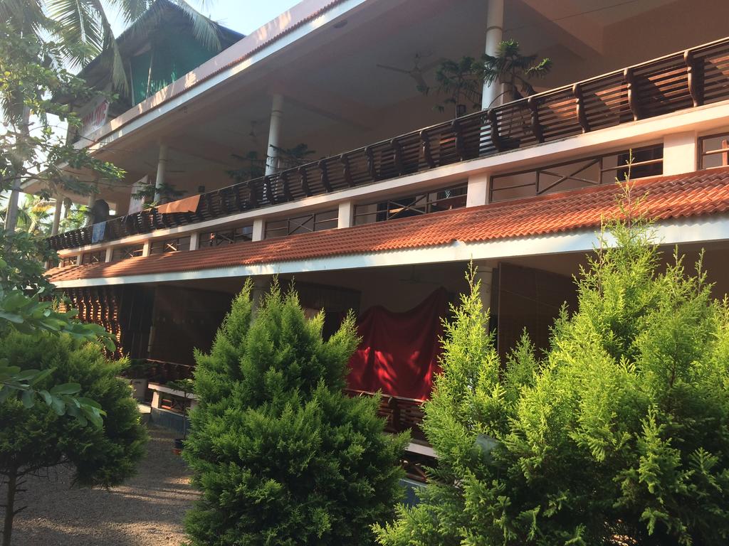 Coco Beach Ayurvedic Resort - Tap to explore photos