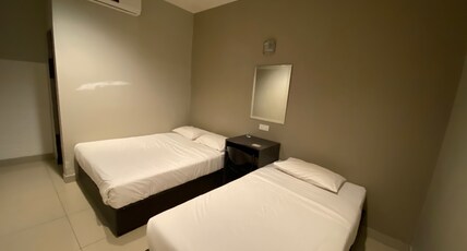 Hotel O Nice Stay Three Six Five Services Room Type - Standard Triple