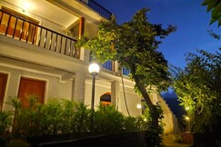 Enchanted Hills Farmstay | Rooms & Caretaker