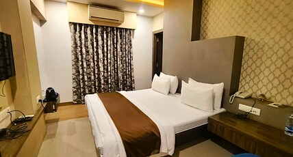 JAANKI FARMS & RESORTS Room Type - Deluxe AC Room