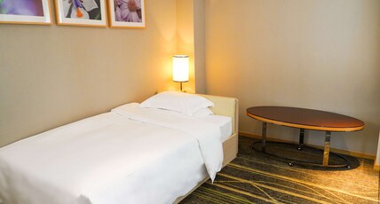 Hilton Garden Inn Lijiang Room Type - KING FAMILY ROOM