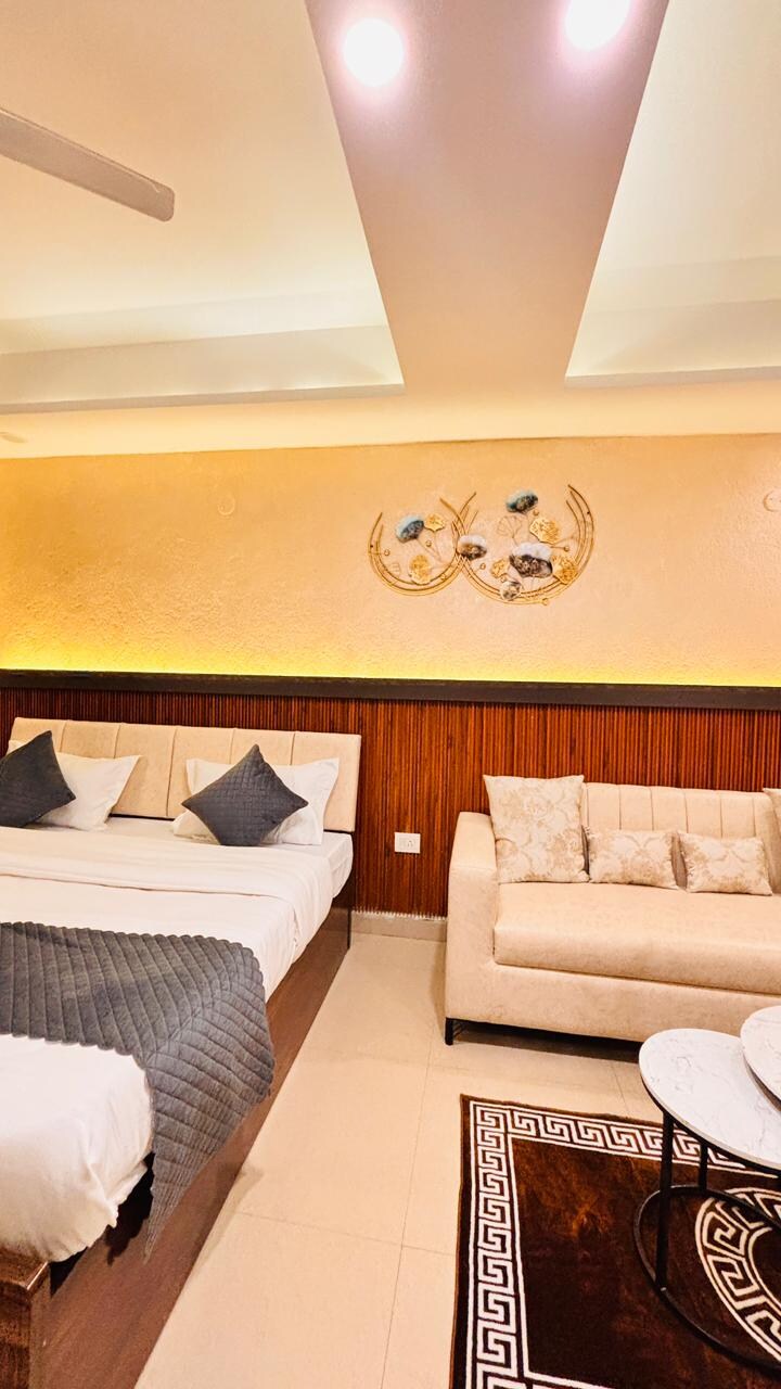 Malsi Hillside Nest BY Shivsa Hospitality - Tap to explore photos