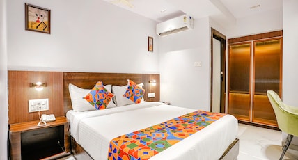 FabHotel Peralz - Nr. Boriwali Station Room Type - Deluxe Room